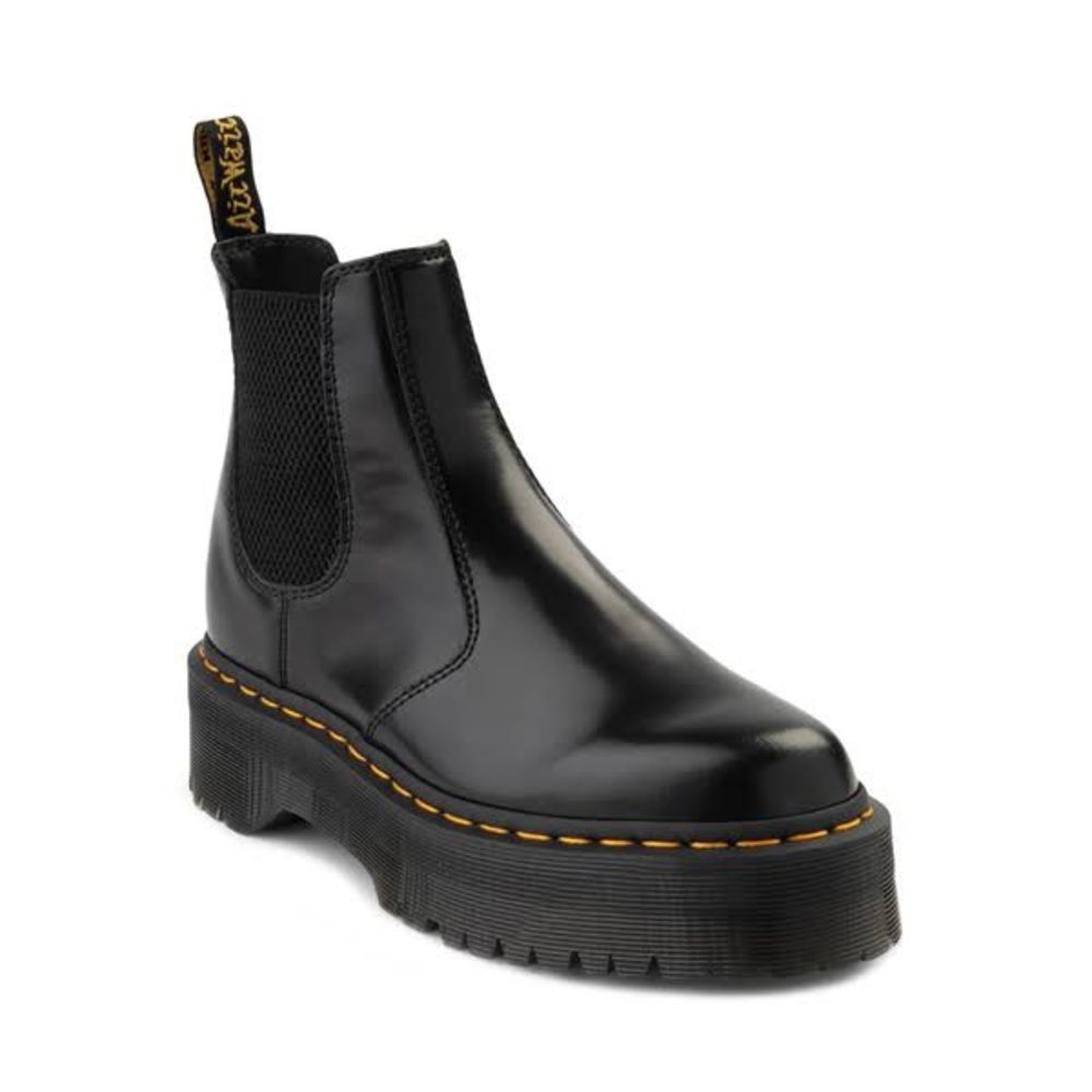 Dr Martens 2976 Smooth Leather Platform Chelsea Boots